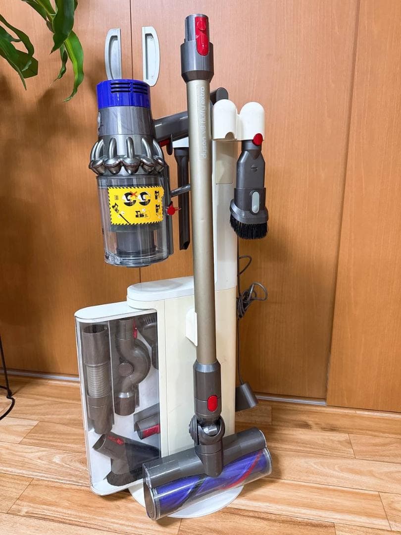 【分解洗浄済】288-ダイソン dyson v10 sv12 掃除機 作動品
