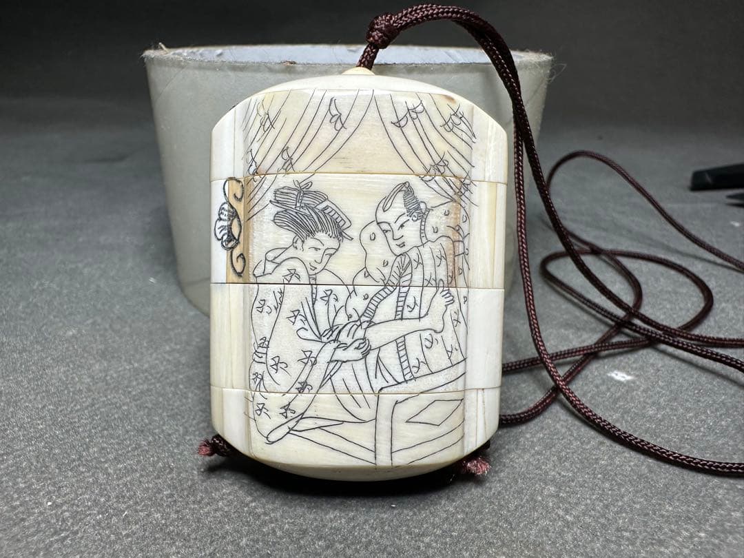 極上　春画　印籠　根付　天然素材　置物　古美術品　 細密細工　骨董アンティーク