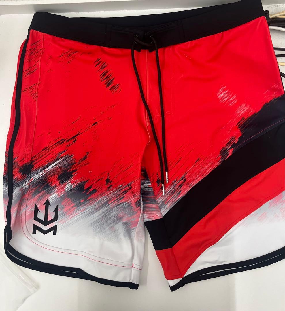 MANIFEST フィジーク用サーフパンツ32サイズ レッド