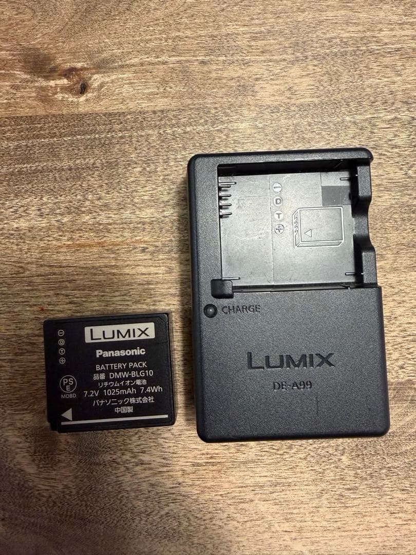 LUMIX GF6 ミラーレスカメラ 本体とバッテリー、充電器