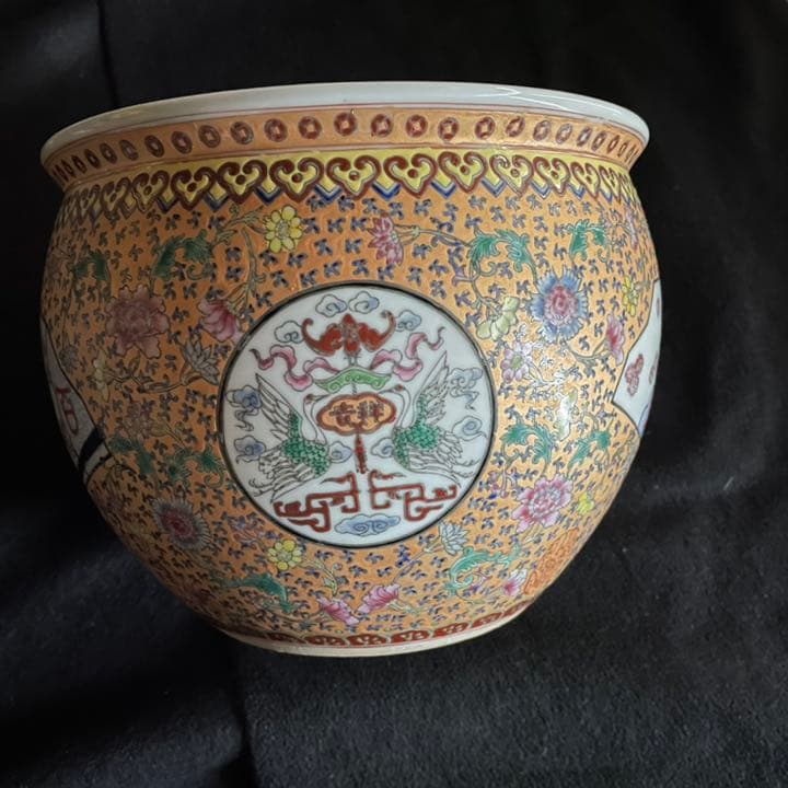 景徳鎮　鉢　百寿　百福　吉祥　手描き　粉彩　蝙蝠　鶴　中国　火鉢　陶器　焼物　書