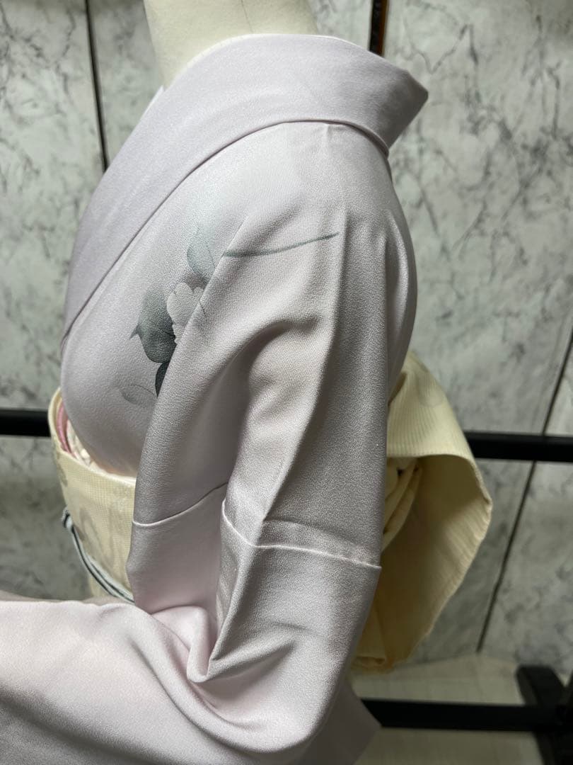 ご購入者様決定正絹付け下げ 薄いふじ色 つばき花柄 一つ紋