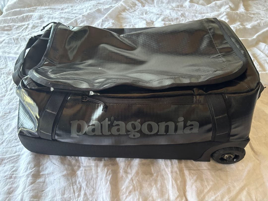 Patagonia　Black Hole Wheeled Duffel 40L