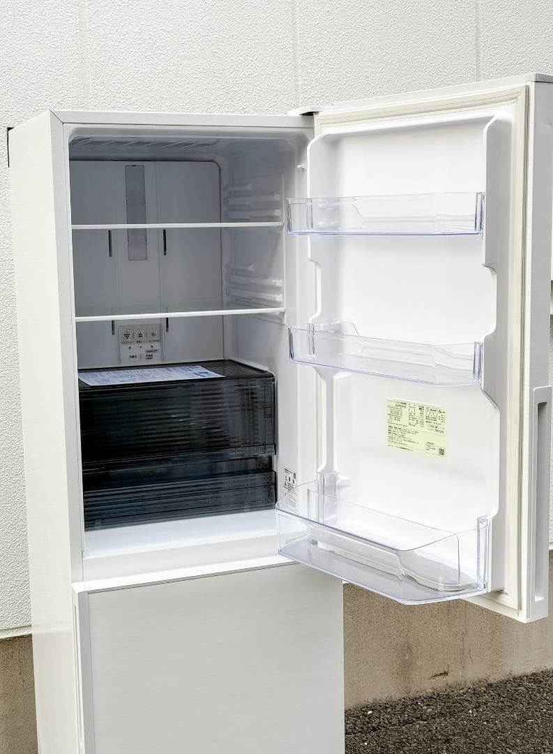 高年式　2023年製 SHARP 冷蔵庫 310L 大容量 家庭用 省エネ