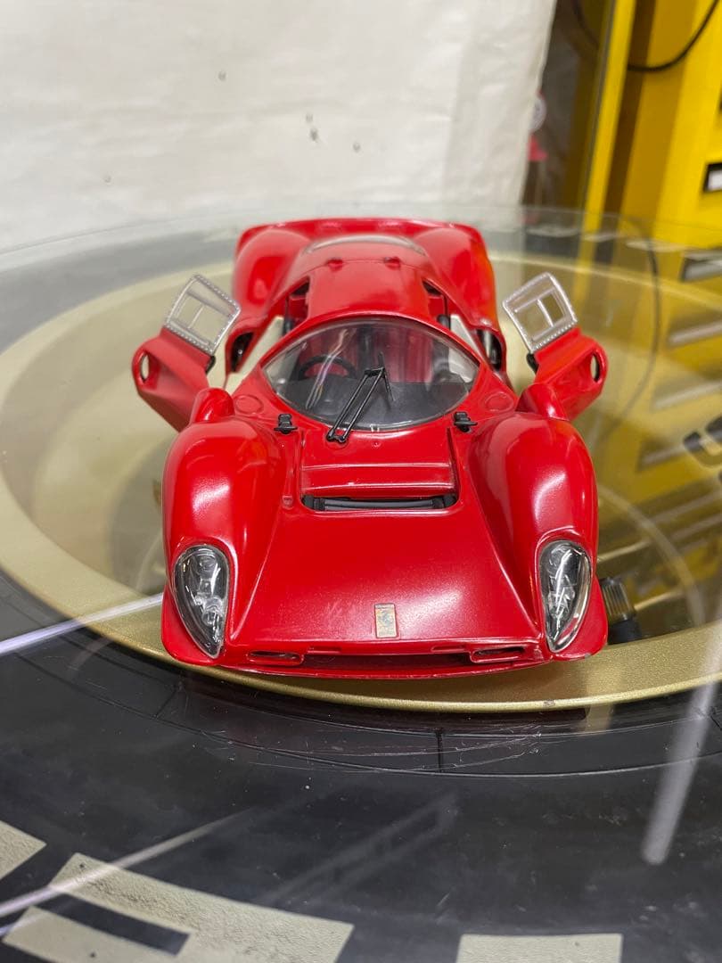 フェラーリ　330P4