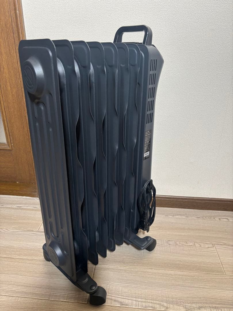 オイルヒーター　IWHD-1208M