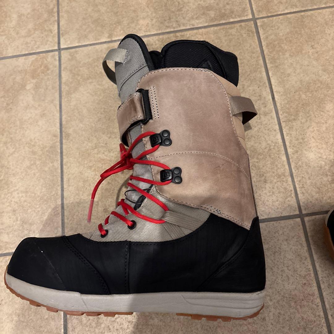 スノーボード deeluxe areth rin 26.5 bootdoc