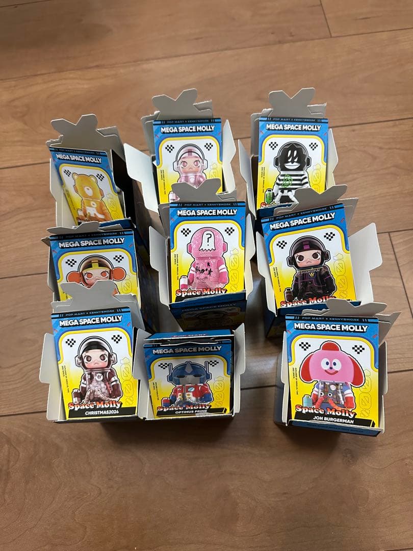 MEGA SPACE MOLLY 100% シリーズ4