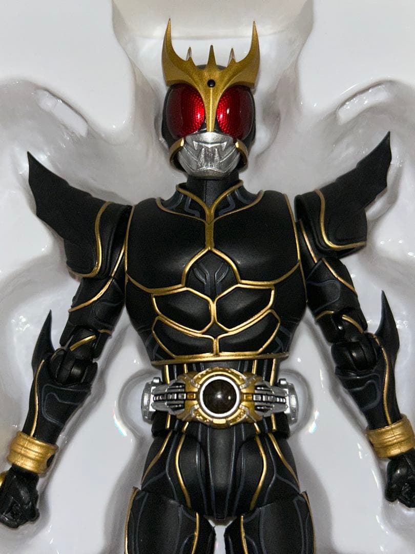 S.H.Figuarts 真骨彫製法 仮面ライダークウガ アルティメットフォーム