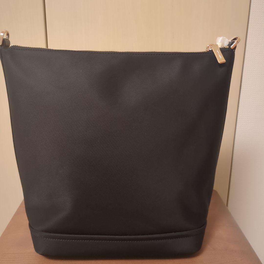 新品未使用★kate spade 　チェルシーダッフル　クロスボディ　ブラック