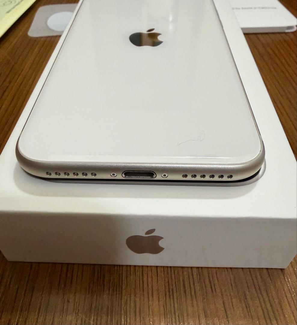 iPhone SE3 スターライト 64GB iFaceミー 未使用フィルム付