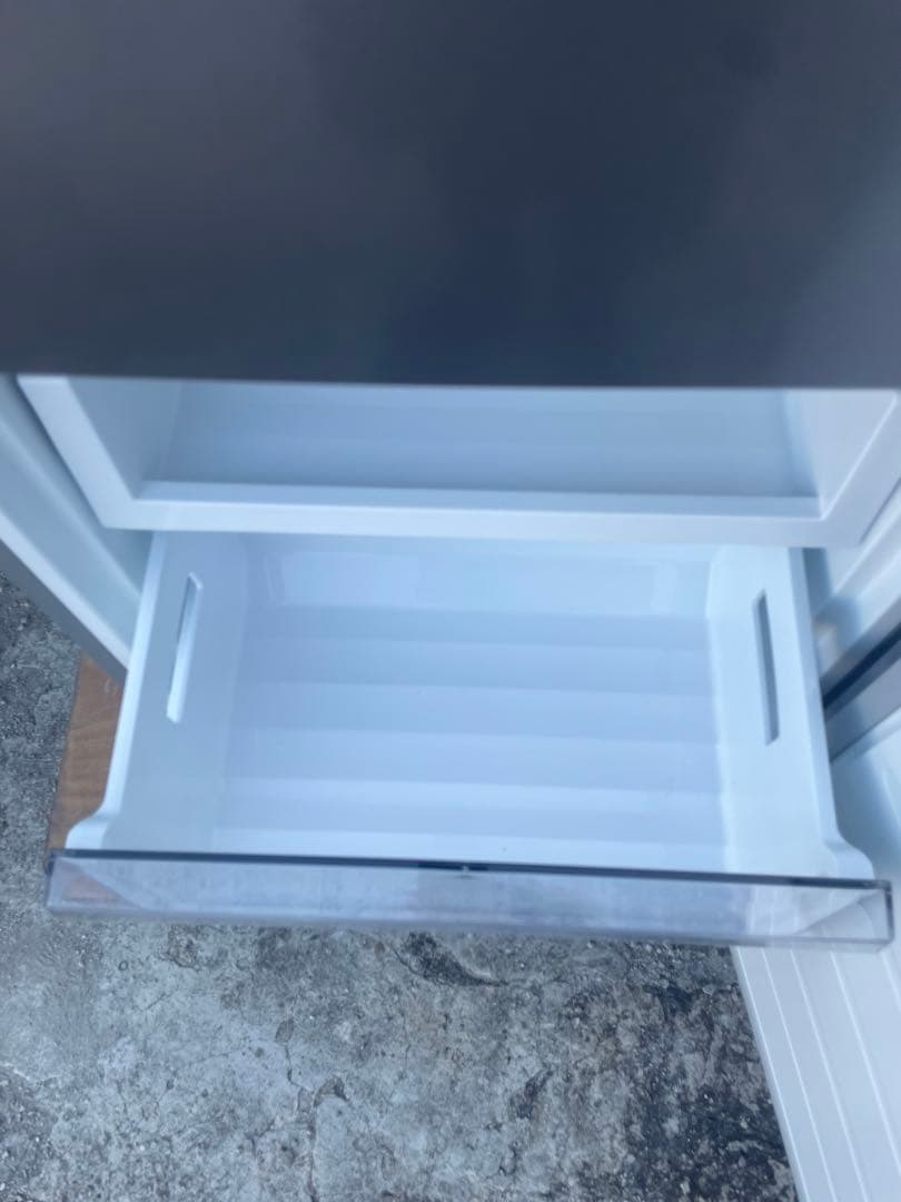 高年式 コンフィー comfee 冷凍冷蔵庫 RCB239DS1JP 2025年