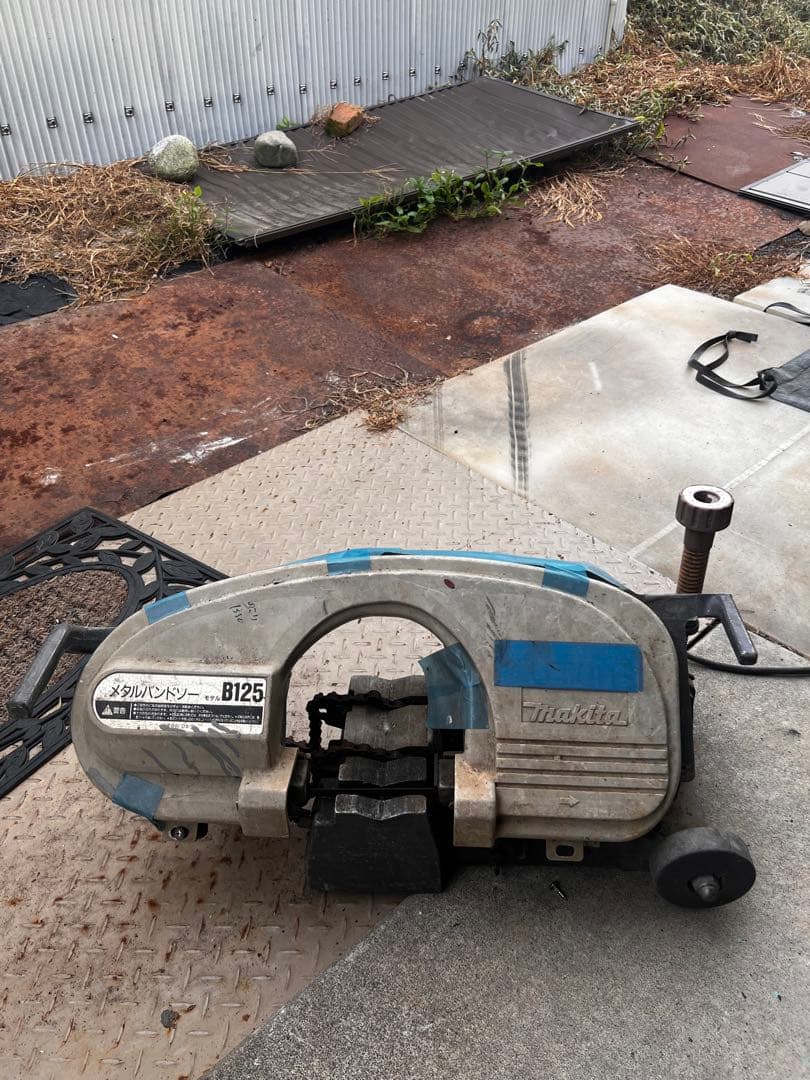 マキタ　メタルバンドソー B125