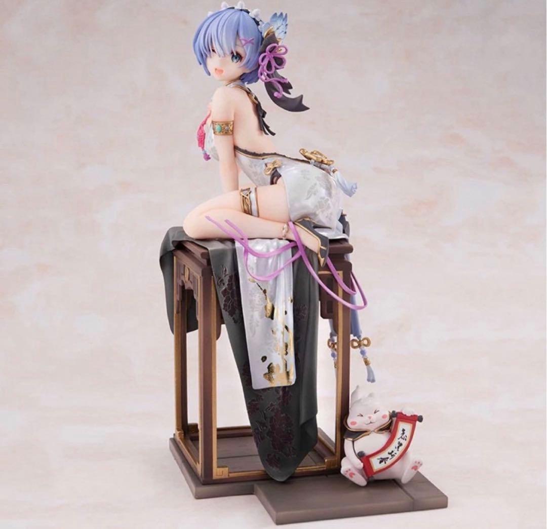 リゼロ レム　優雅美人ver. エミリア 優雅美人ver. フィギュア