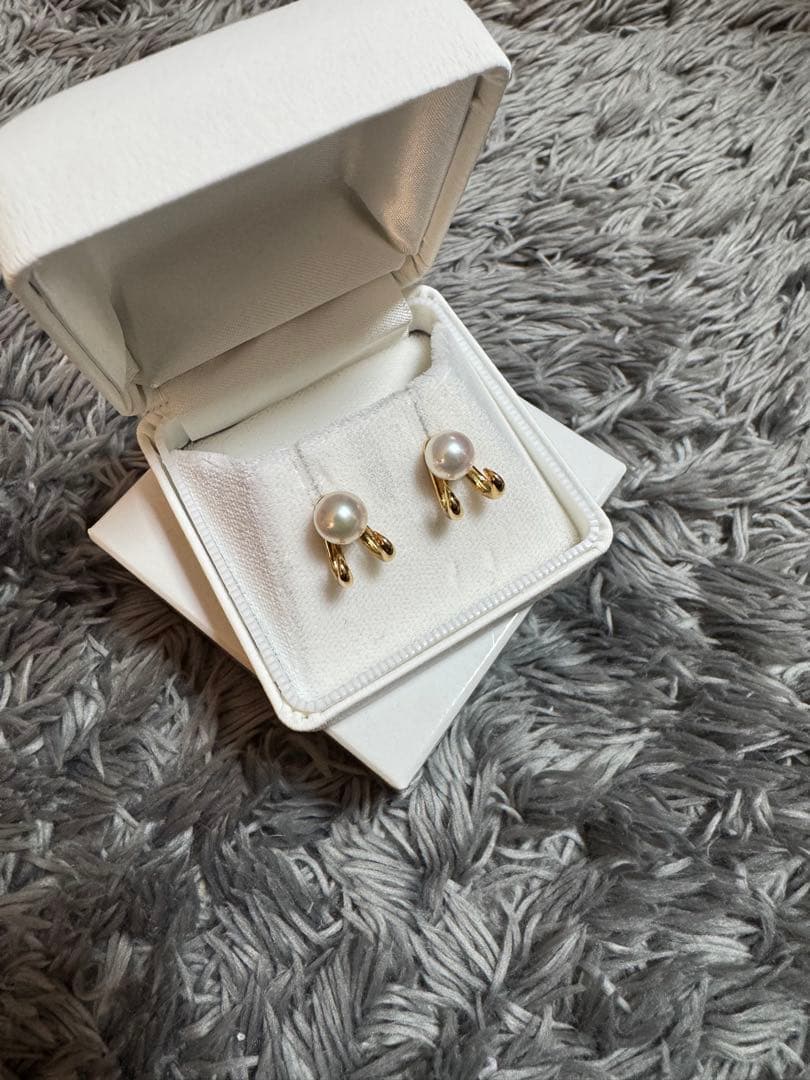 試着のみ！あこやパールピアス あこや真珠 花珠 K18 18金