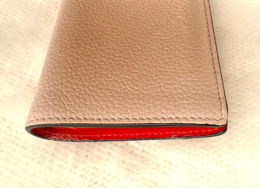 【正規品】クリスチャン・ルブタン★二つ折り財布★ピンク★美品★箱とリボン付き