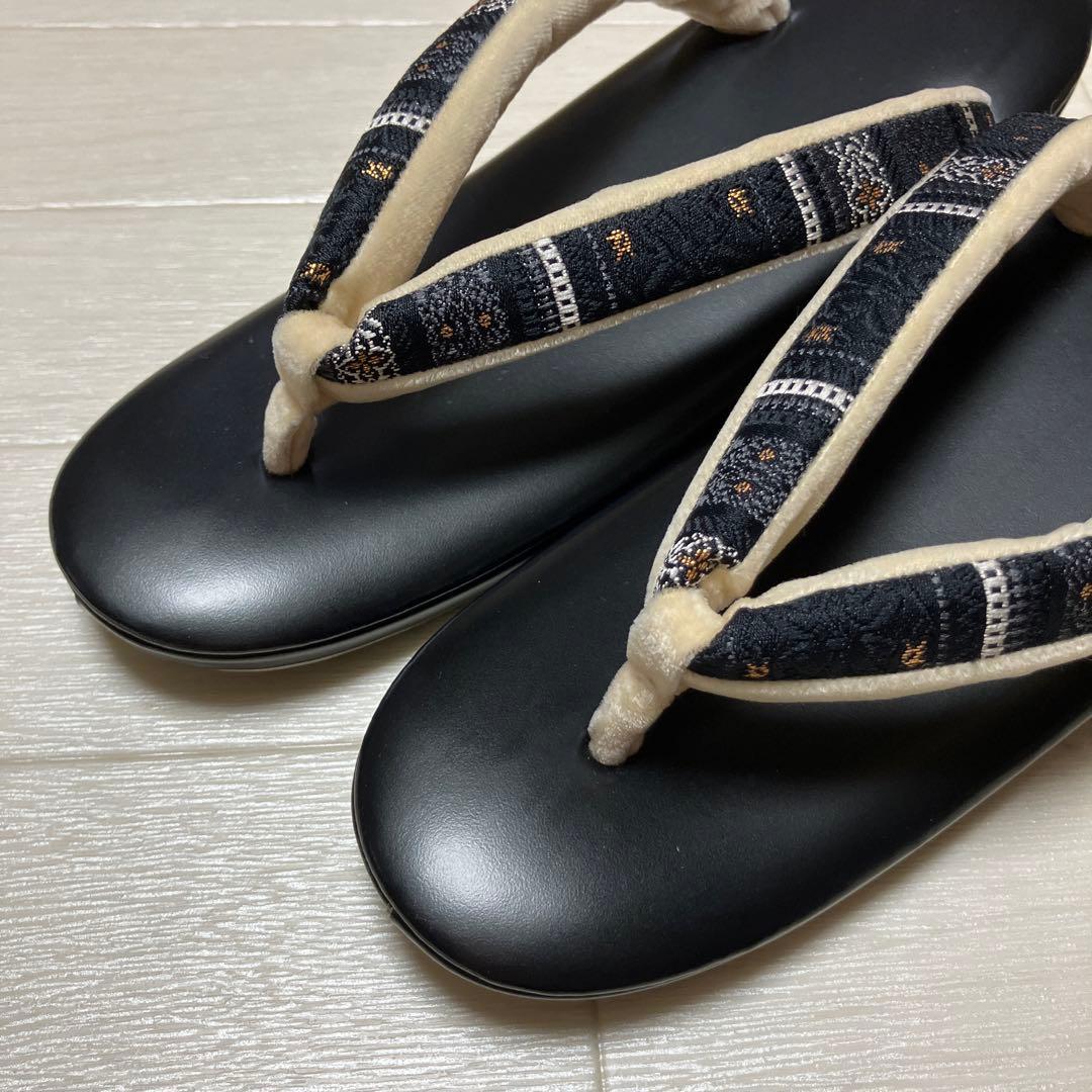 《美品・箱付き》草履バッグセット　黒　金糸　刺繍　大きめバッグ