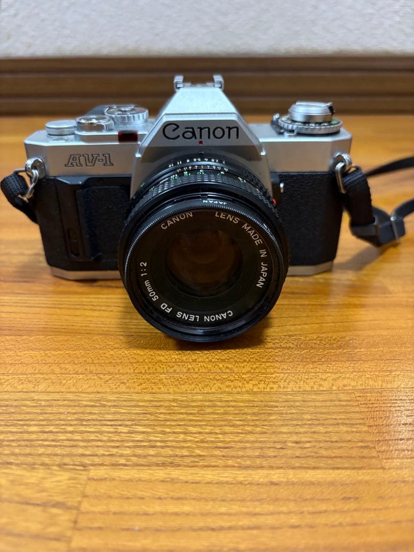 Canon AV-1 一眼レフカメラ フラッシュ付き
