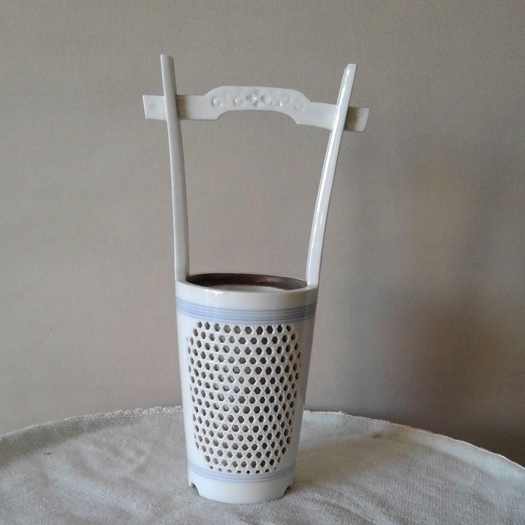 有田　杉原一壺作白磁手桶形花器