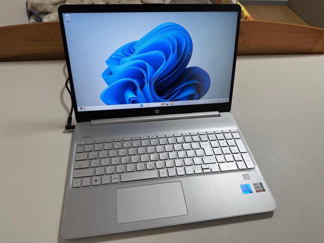 Windowsノート本体 HP 15s-fq5000 15.6 i7-1255U 16GB 512GB