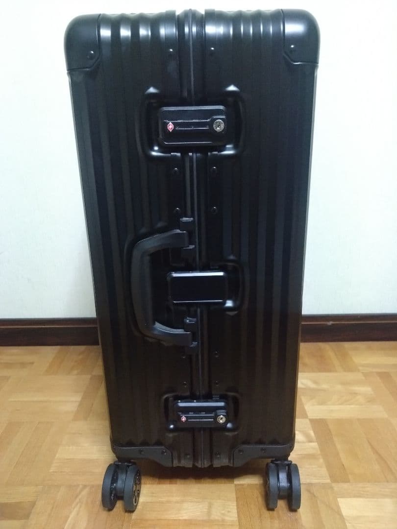 Mercedes-Benz　AMG スーツケース　キャリーケース