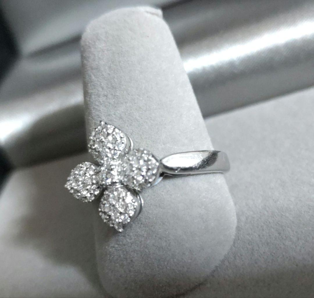 ツツミ　フラワーパヴェダイヤモンドリング