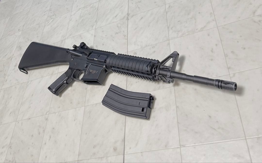 東京マルイ ナイツSR-16 M4 FET搭載 STD 電動ガン