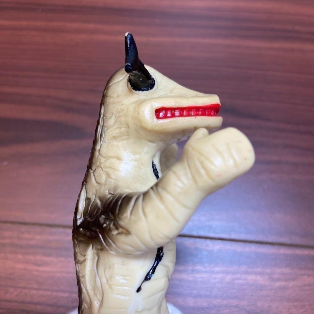 大里玩具 エレキング ソフビ 3175