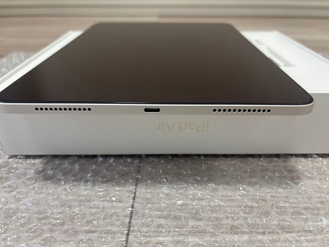 【美品】iPad Air 第5世代 M1チップ 256GB Wi-Fiモデル