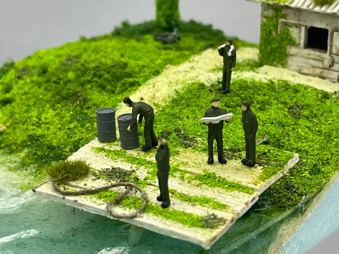 基地から飛び立つ二式戦闘機　レジン　ジオラマ