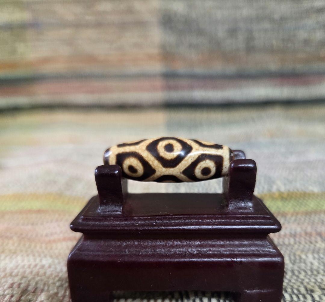 908　天珠　上肯　亀甲長壽九眼天珠　dzibeads！