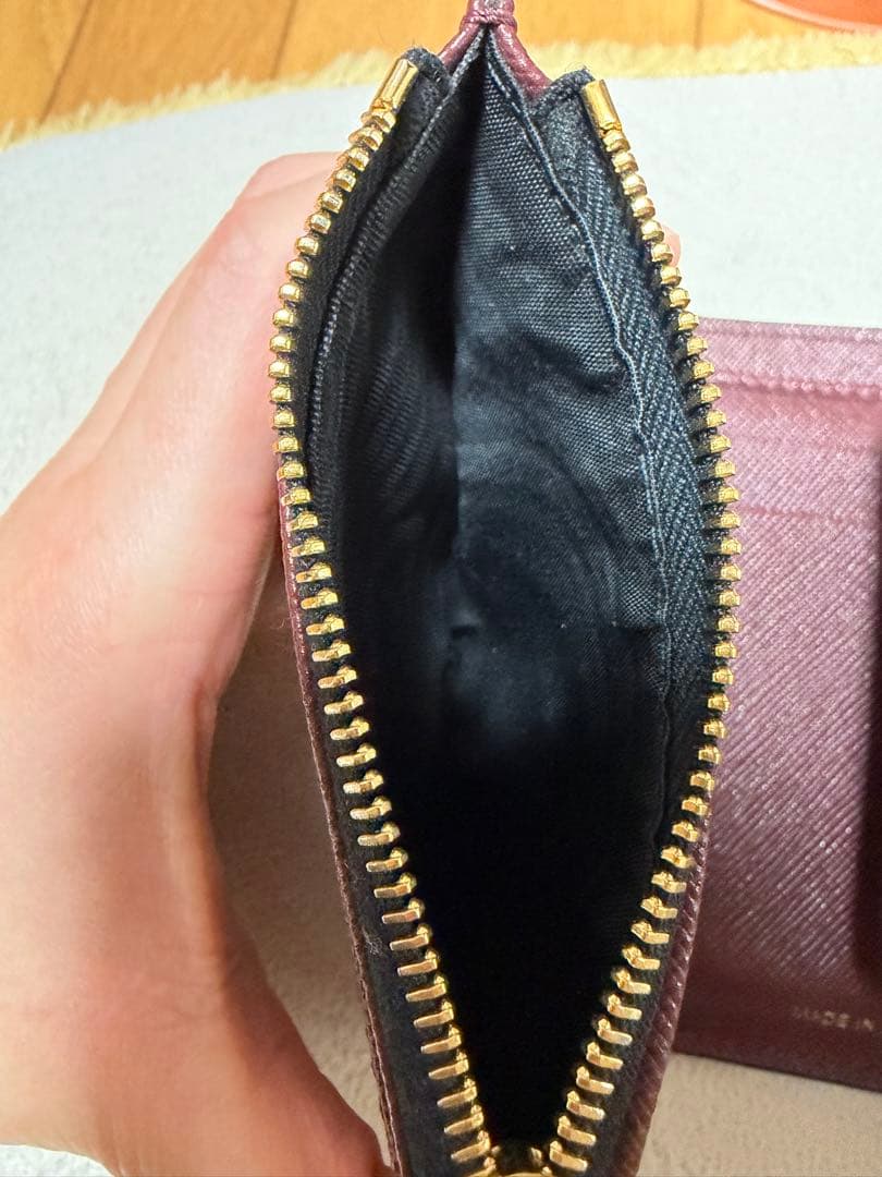 MARNI 二つ折り財布