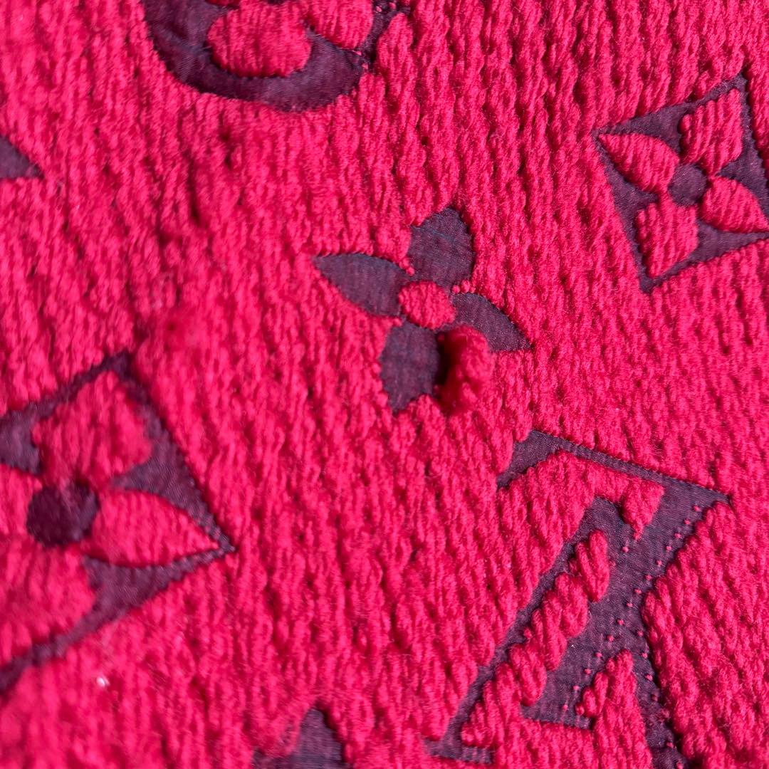 LOUIS VUITTON ルイヴィトン マフラー 赤 ロゴ