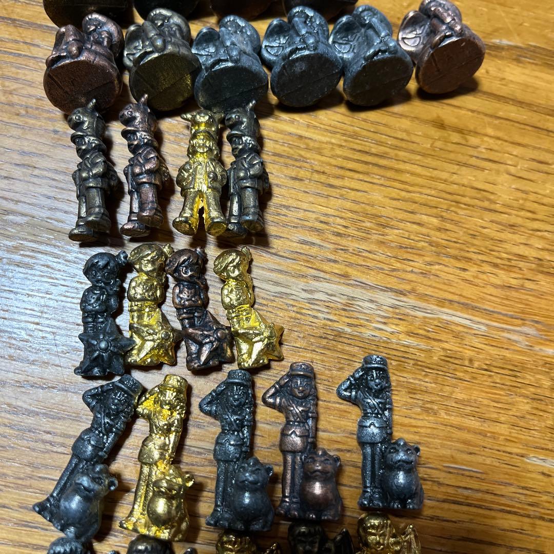 ポケモン　メタルフィギュア