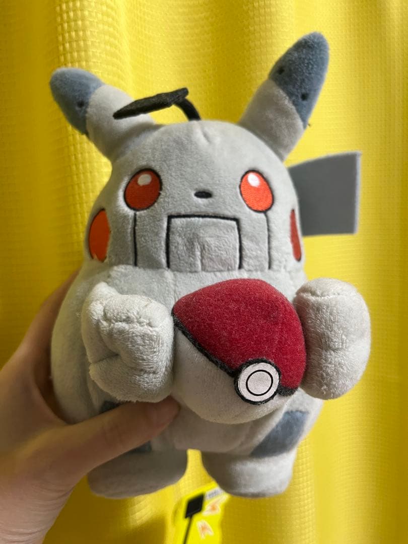 リカケイノオトコ　ピカチュウ ロボット　ぬいぐるみ