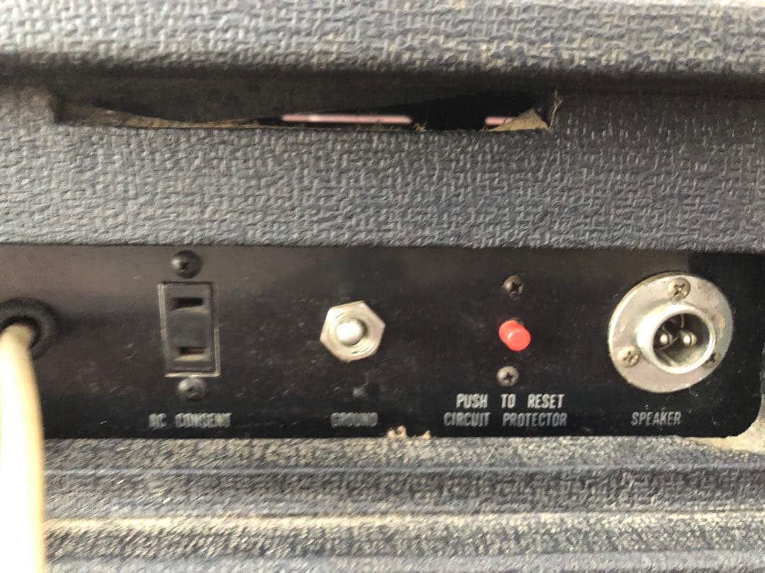 ACE TONE BASS-6 通電のみ(J18)