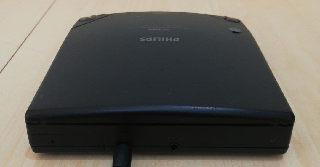 PHILIPS ポータブルCDプレーヤー AZ6821