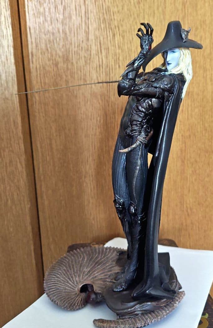 天野喜孝 ナイトメア 黒衣の剣士ソフビ 原型師 竹谷隆之 個人による彩色済