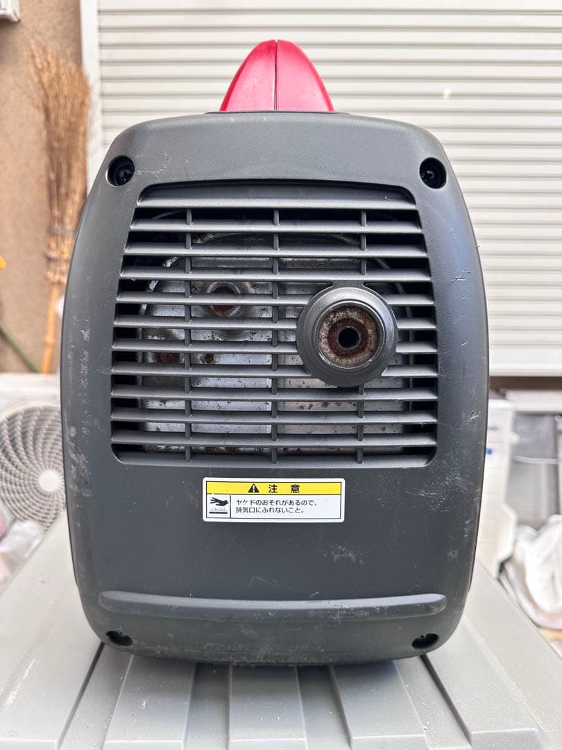 HONDA インバーター発電機 EU18i 発電機　キャンプ　現場　屋台　地震