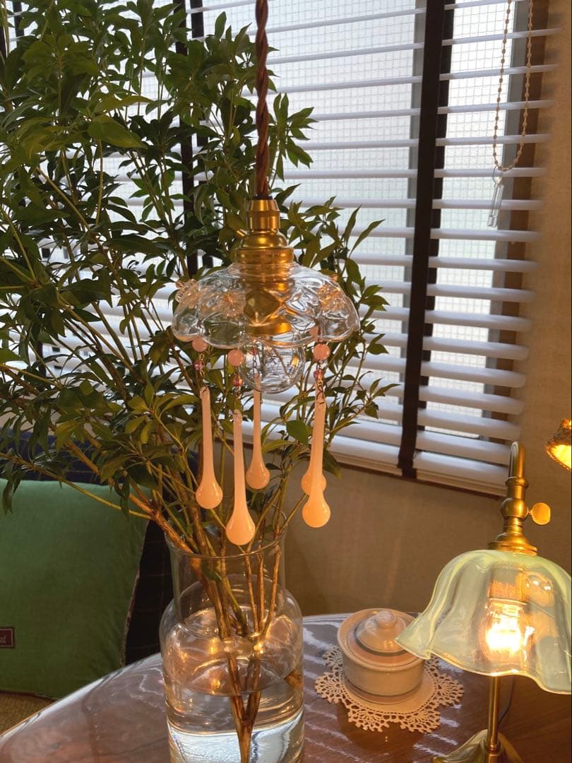 ミニシャンデリア　1920年　オパールセントフランス　アンティーク　シェード