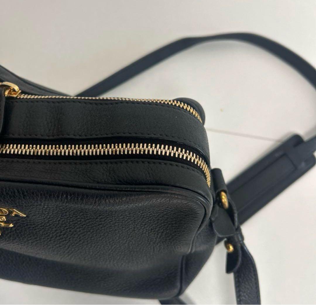 PRADA 黒 ショルダーバッグ