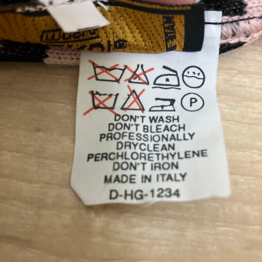 FENDI ニット帽　ピンク×黒