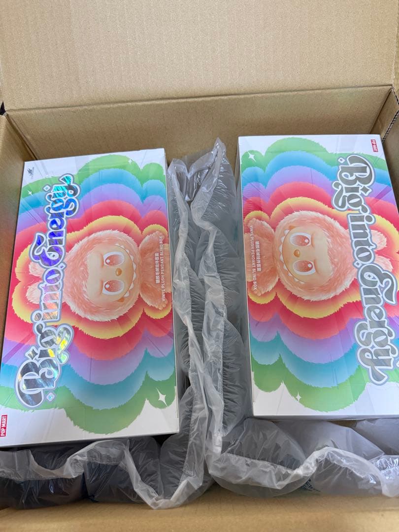 LABUBU Big into Energy アソートボックス2箱