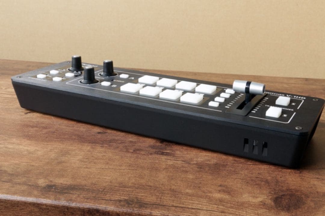 その他 Roland V-1HD