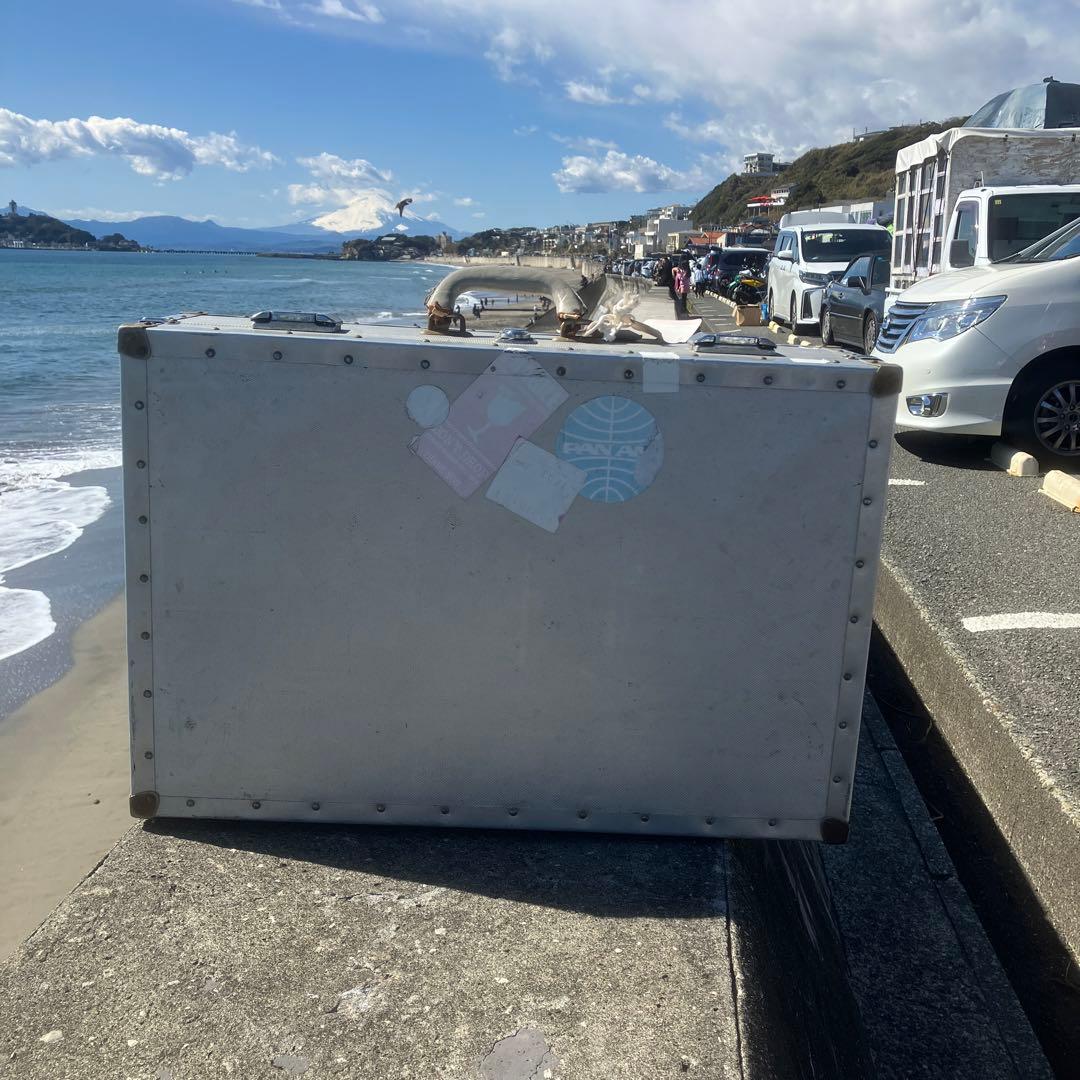 ビンテージ　アルミトランク