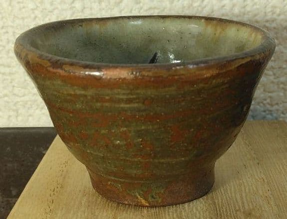 人間国宝 金城次郎 ぐい呑 栞 共箱 美品 やちむん 壺屋焼 壷屋焼 紐付箱