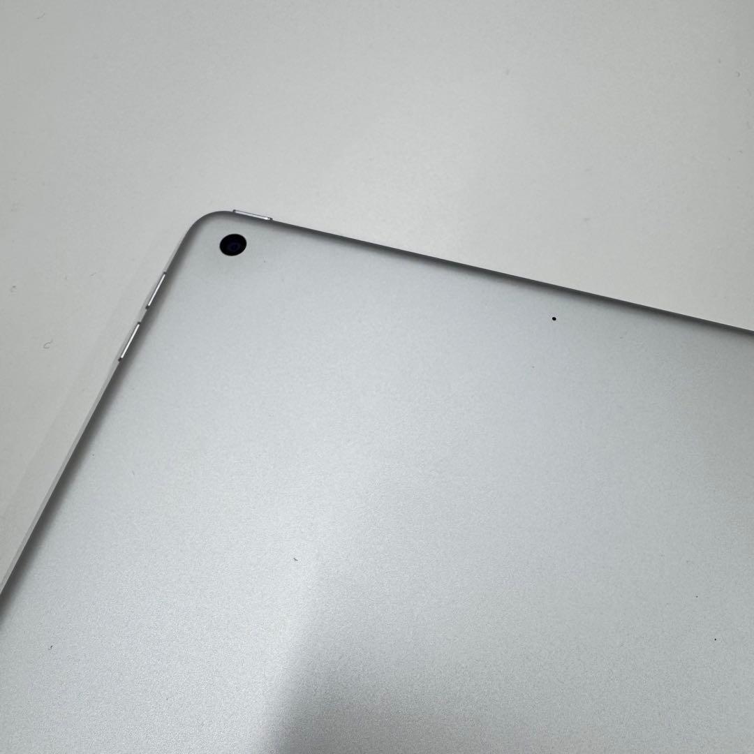 Apple iPad 第7世代 32GB