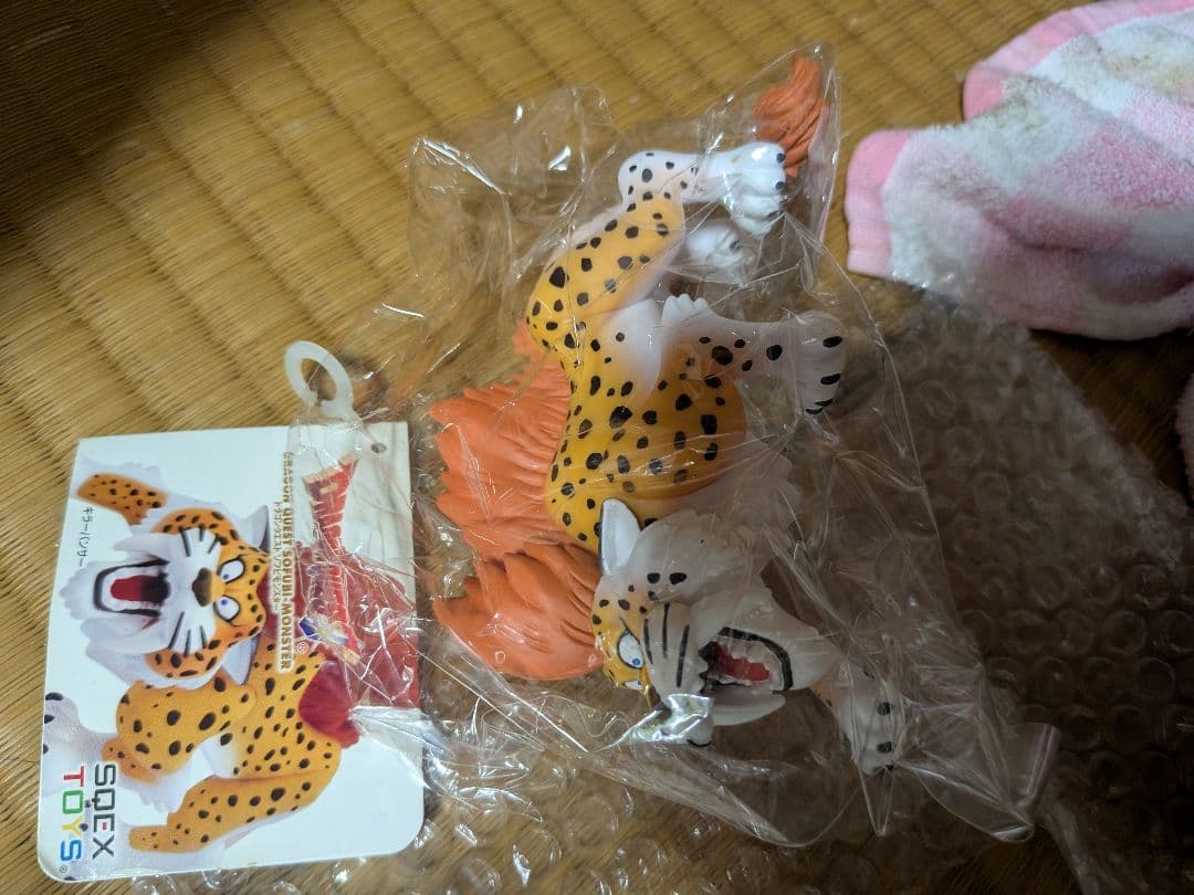 まとめてドラクエソフビ90体ほど、おまけで勇者と仲間その他キャラクター、