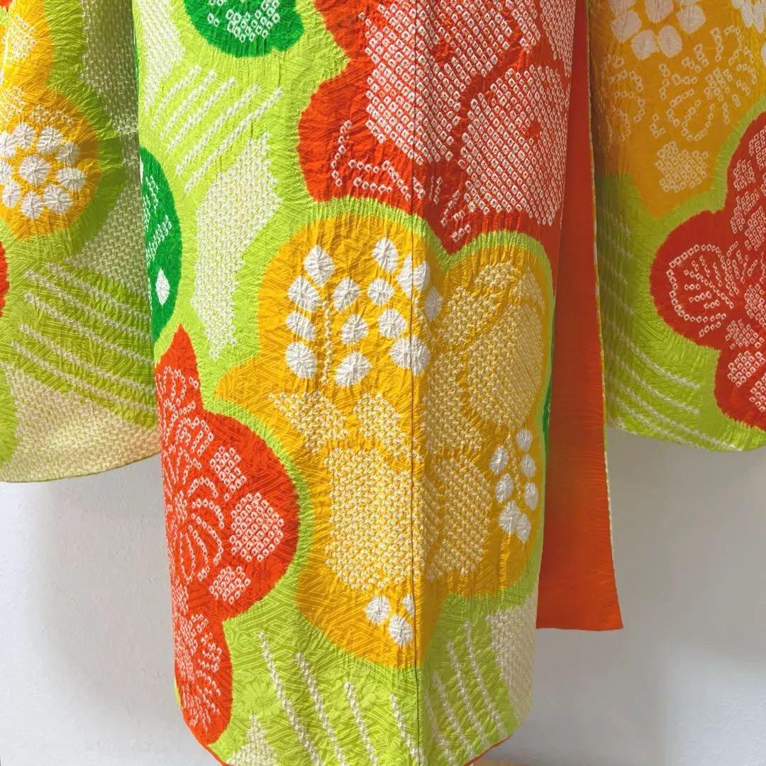 358 振袖フルセット 正絹 総絞り 黄緑 グリーン 黄色 朱赤 カラフル 古典
