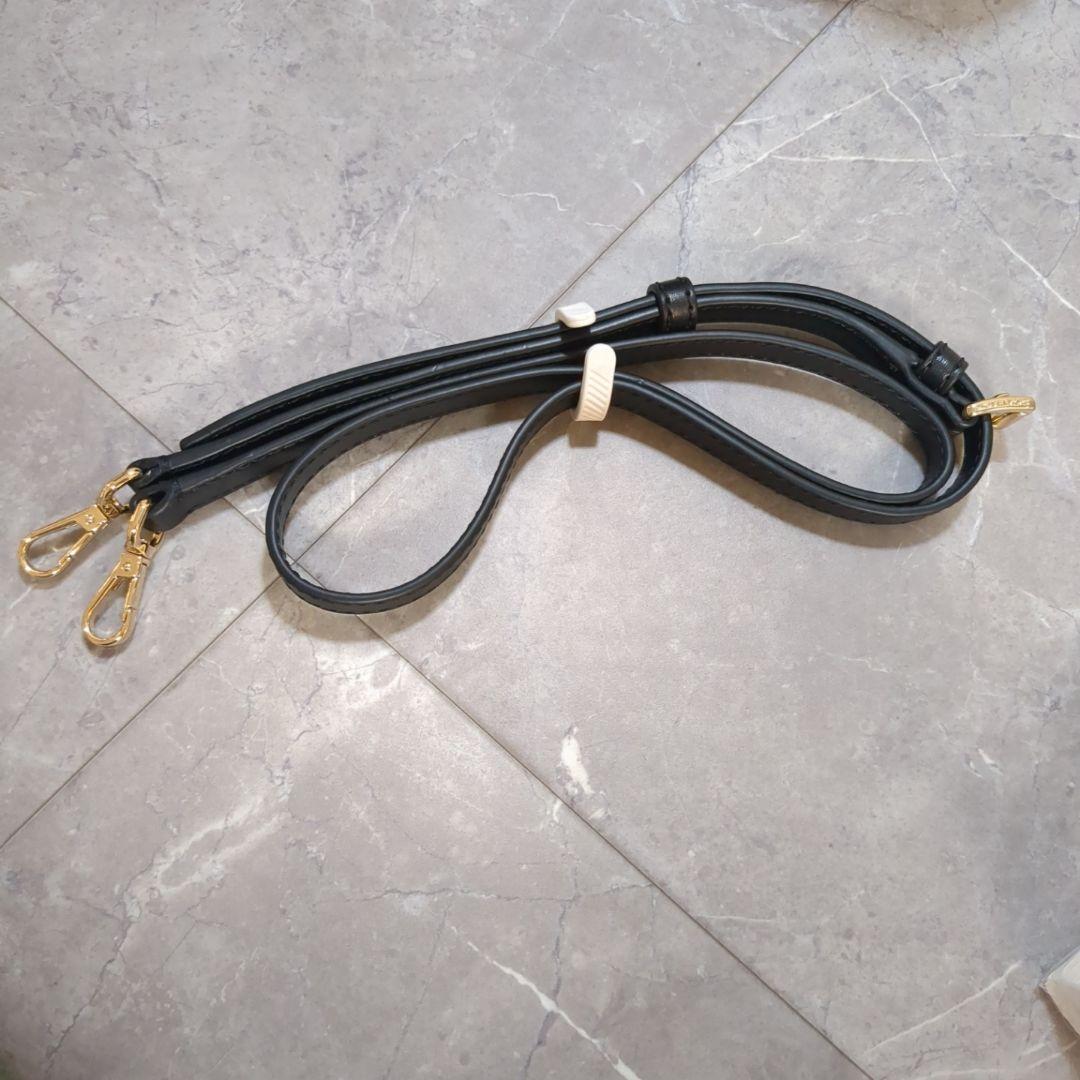 グミ極美品☆Michael Kors ブラック PRATT レザー ショル